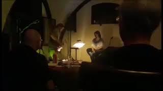 Markus Holzer-Rappoldt & Erika Foramitti: Live Guitar Solo