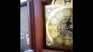 lets look at this ancient ass clock here this muthafuckin clock here is nice