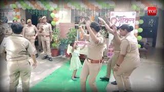 Female Cop dancing at Police station, Video goes viral