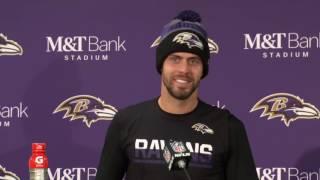 Ravens K Justin Tucker Comes To Podium After Win, Has No Idea What To Do So Tells Joke