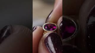 Bezel setting a faceted stone