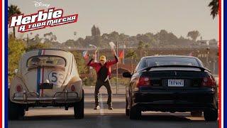 Herbie: A Toda Marcha (Herbie Fully Loaded) -Carrera callejera entre Herbie y Trip (2005)