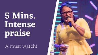 A Must Watch | 5 Mins Intense Praise Session | @Full Life Christian Center | Gathering Of Warriors21