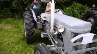 Midtnorsk Veterantreff Selbu 2013. Massey Ferguson tractor. "Gråtass")