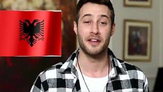 Aktori turk Mehmet Ozan Dolunay, 'Xhenki' i serialit Stambolli i Pameshirshem pershendet shqiptaret