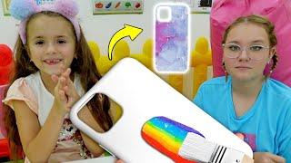 Ruby and Bonnie Customizing iPhone Cases