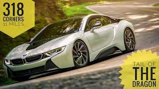 i8 chases R8 V10 FLAT OUT through Tail of the Dragon