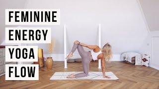 FEMININE POWER FLOW | 30-Minute Women's Yoga | CAT MEFFAN