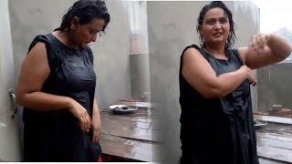 Barish Mein Maza A Gaya Fatima Shehzadi New Vilog ||Enjoying In Rain Fatima Shehzadi Beautiful Video