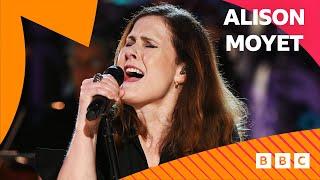 Alison Moyet - Such Small Ale (Radio 2 Piano Room)