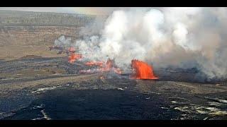 Kīlauea Volcano, Hawaii (Halemaʻumaʻu crater)