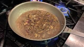 Chopped Sirloin Steak & Gravy