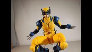 Deadpool & Wolverine Marvel Legends Wolverine Action Figure Review