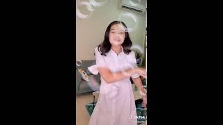 video Tik Tok NAISA ALIFIA YURIZA