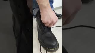 Как завязать Dr.martens? Скинхед способ! t.me/sharonov_ekb