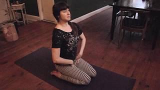 CURVY UNIVERSE : vinyasa yoga class