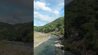 Hanging bridge sa bundok