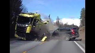 Volvo XC70-Volvo's excellent safety proved in the crash