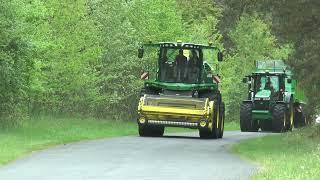 John Deere 8700i forage harvester + 7230R tractor on the road