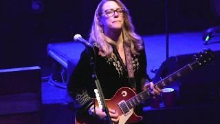 smokin' Susan solo! "The Sky Is Crying" Tedeschi Trucks Band 12/1/17