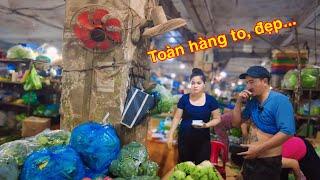 Minh râu chọn toàn hàng to và đẹp... | Đi chợ Tân Biên nhập hàng lúc 3 giờ sáng