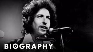 Bob Dylan - Singer & Songwriter | Mini Bio | BIO