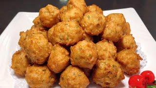 The chef teaches you how to make fried radish meatballs. The steps are detailed.