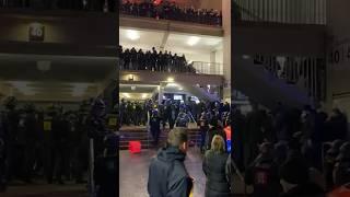 SCHLÄGEREI zwischen Frankfurt Ultras und Polizei! FRANKFURT - STUTTGART | 25.11.23