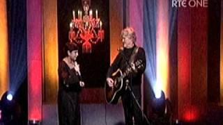 Kris Kristofferson & Sinead O' Connor (Duet) "Help Me Make It Through The Night"