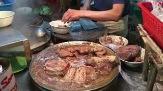 Beef Brisket  Beef Tripe with Rice Noodles 牛腩 牛雜 牛肚 河粉