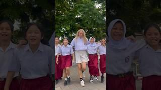 Danced with Indonesian school girls! #slay #dance #viral #travel #shorts #kids