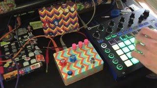 WAIFU Demo マイワイフ Reverb // Lofi Analog Bit Crusher & Sample Rate Reducer FX Pedal w/ TRAILS