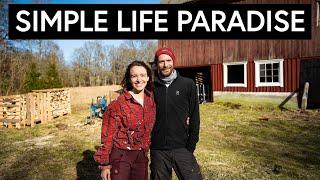 Couple living the Simple Life in Sweden I Chapter 28