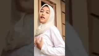 Kalo lagi kangen sama mantan, kalian ingat apa? #jilbab #cantik #tobrut #jilbobs #hijabers #shorts