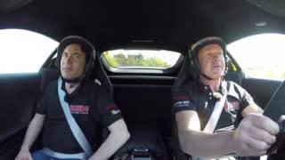 Uwe Alzen fährt mit Michael "Bully" Herbig über die Nordschleife...