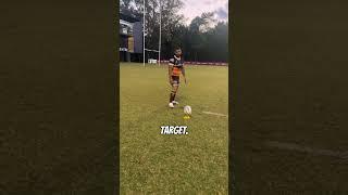 Adam Reynolds Coaching A Young Goal Kicker @rugbybricks Broncos NRL