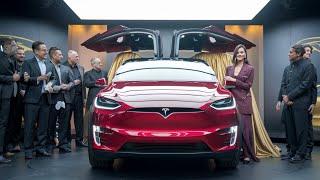 "Why the 2025 Tesla Model X is the SUV of the Future!"