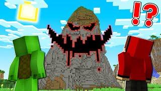 Mikey and JJ Found MONSTER MOUNTAIN ! - Minecraft (Maizen)