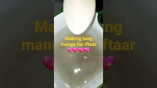 Making tang mango flavour drink for iftaar#shorts