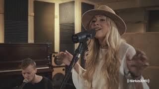 Madeline Merlo performs a 'Heart Of The Matter' cover LIVE with SiriusXM Country