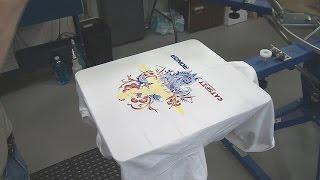 Screenprinting Tee Shirts: 4 Spot Colors With Halftones On White Garments