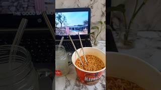 Nongshim Kimchi Ramyun Noodle Soup (big bowl)  #food #shorts #nongshim #kimchiramyun