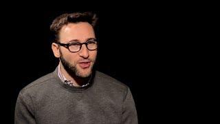 Simon Sinek on Turning Confidence into Courage and Grit