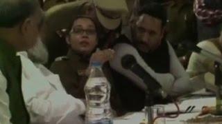 Public spat between Haryana Minister Anil Vij and Fatehabad SP Sangeeta Kalia