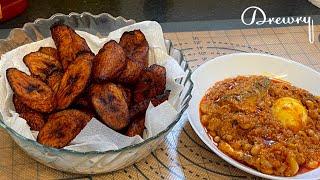 THE CLASSIC GHANA BEANS STEW & FRIED PLANTAINS