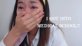I GOT INTO MEDICAL SCHOOL!! | Interview Vlog | Reaction and Experiences
