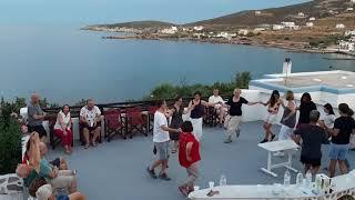 Popular Greek dance - the kalamatianos | Omilo