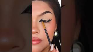 Eyeliner Tutorial Eyes Makeup //