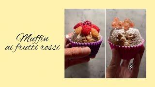 Muffin soffici ai frutti rossi