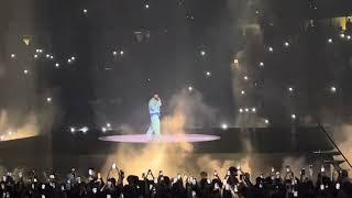 Drake-Shot For Me LIVE (Chicago Opening Night) it’s all a blur